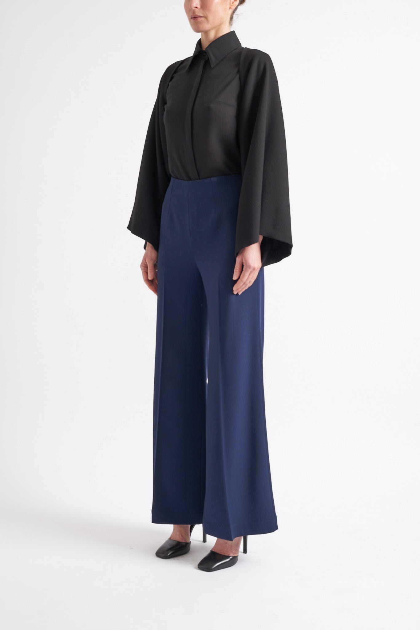 PALOMA LONG BLACK SILK SATIN JACKET - E.STOTT