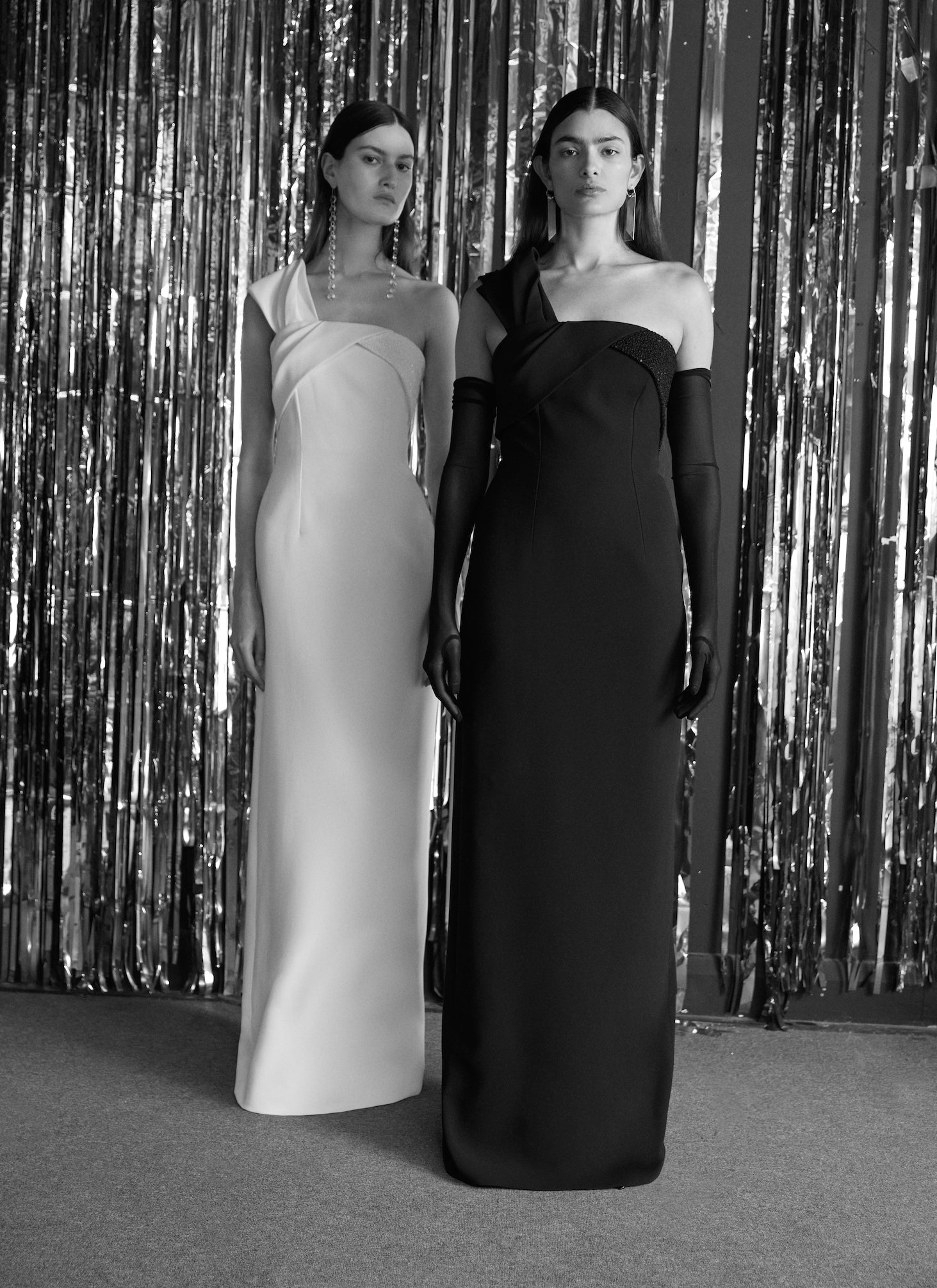 SELINA CADY / SEQUIN WHITE DRESS - E.STOTT